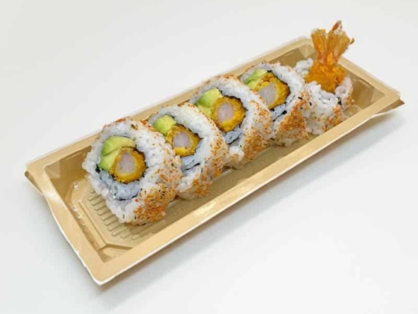 SPICY BIG EBIFURAI ROLL: Grand rouleau de sushi épicé avec crevettes frites, audacieux et croustillant.