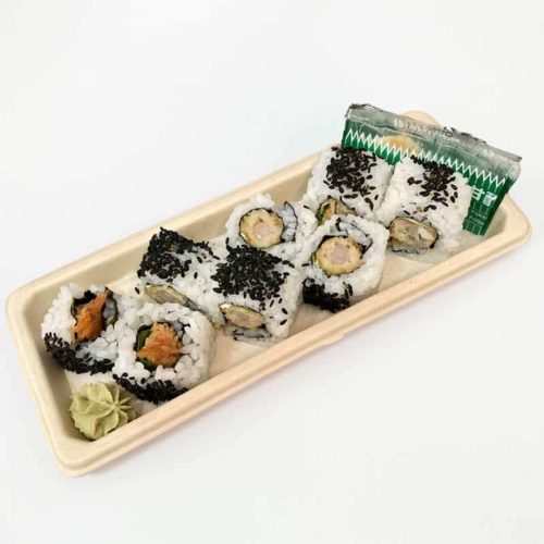 URAMAKI EBI FURAI ROLL: Uramaki roll avec crevette panée, salade, mayonnaise et sésame noir.